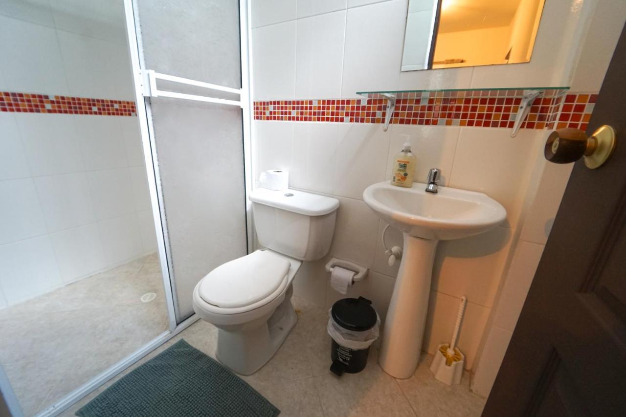 Casa Clandestina Guest House Medellín Zewnętrze zdjęcie