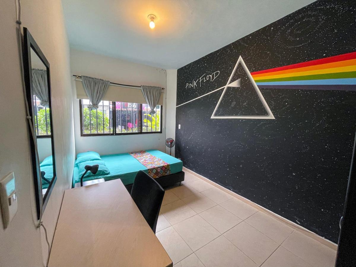 Casa Clandestina Guest House Medellín Zewnętrze zdjęcie