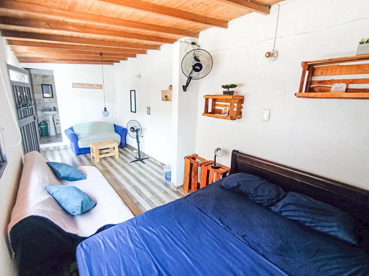 Casa Clandestina Guest House Medellín Zewnętrze zdjęcie