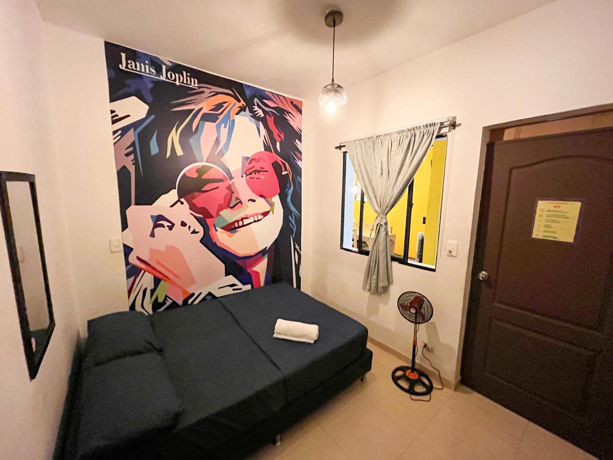 Casa Clandestina Guest House Medellín Zewnętrze zdjęcie